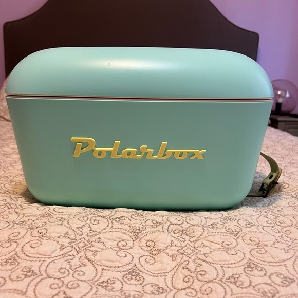 Blue Polarbox 13 qt cooler - Picture 1 of 2